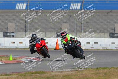 media/Nov-26-2022-Fastrack Riders (Sat) [[b001e85eef]]/Level 1/Session 3 Outside Turn 9/